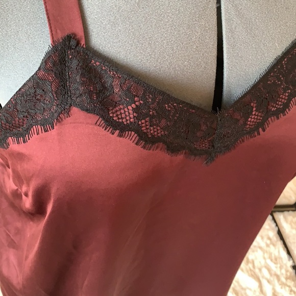 Sexy Maurices maroon lace trim tank, XXL - Picture 2 of 7